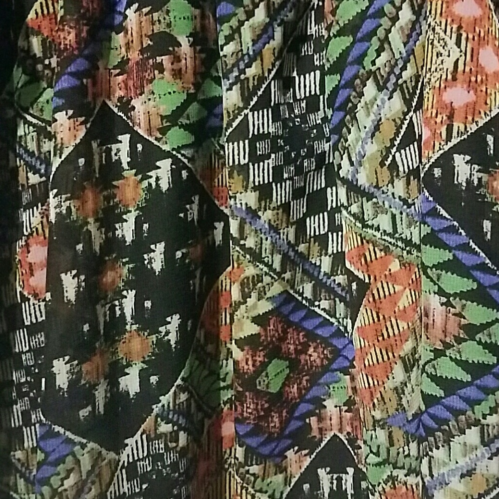 Forever 21 dress with flowy fun pattern